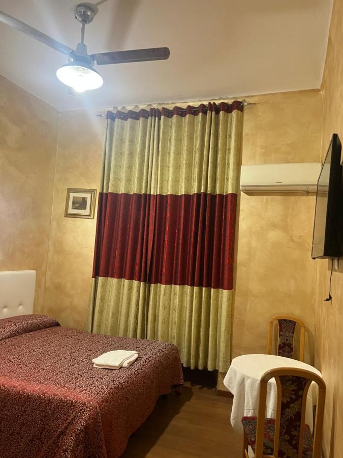 Roma Guest House Maison d'hôtes